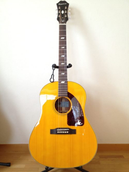 Epiphone inspired by 1964 Taxsan